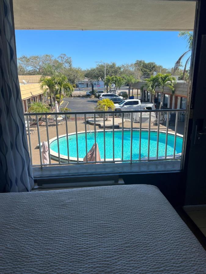 Days By Wyndham Hotel 2*